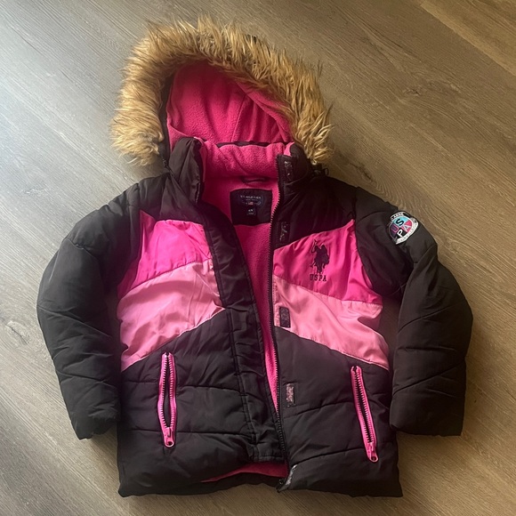 U.S. Polo Assn. worn Pink and Black Kids Puffer Jacket - Picture 1 of 3